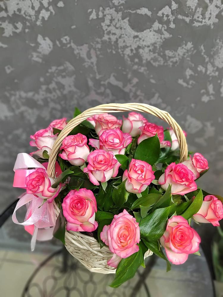 Цветочная композиция из Розы в корзине в Луначарском