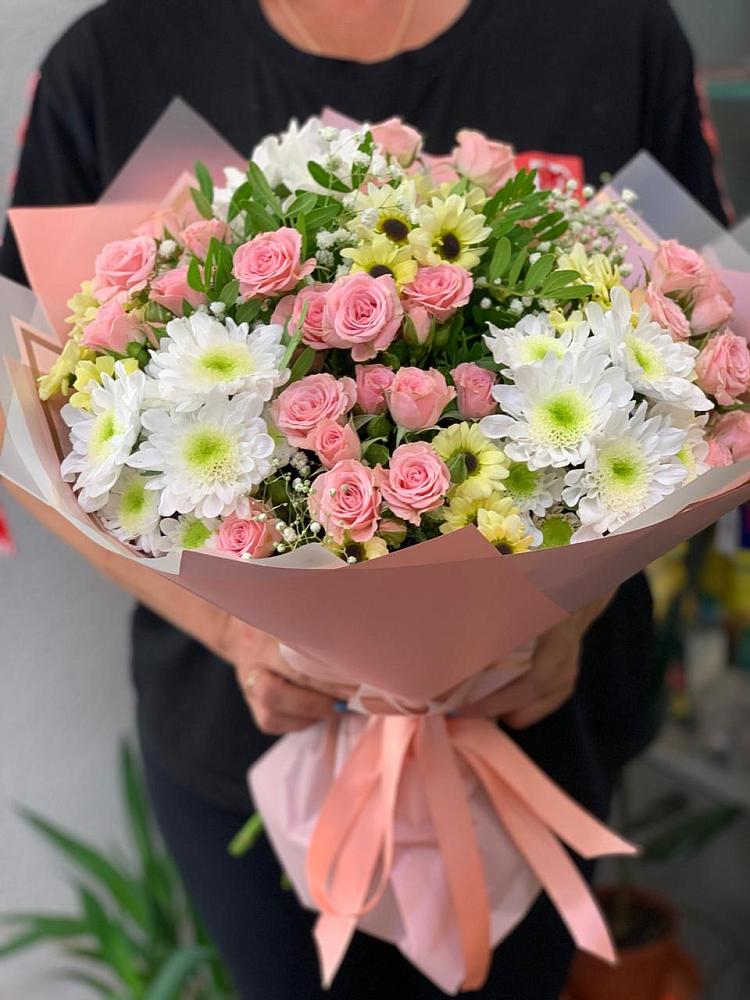 Букет цветов из: Розы и Хризантемы в Луначарском