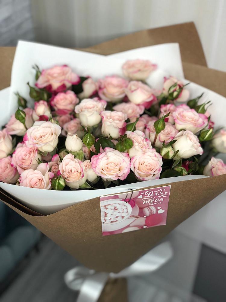 Букет цветов из: Розы в Луначарском