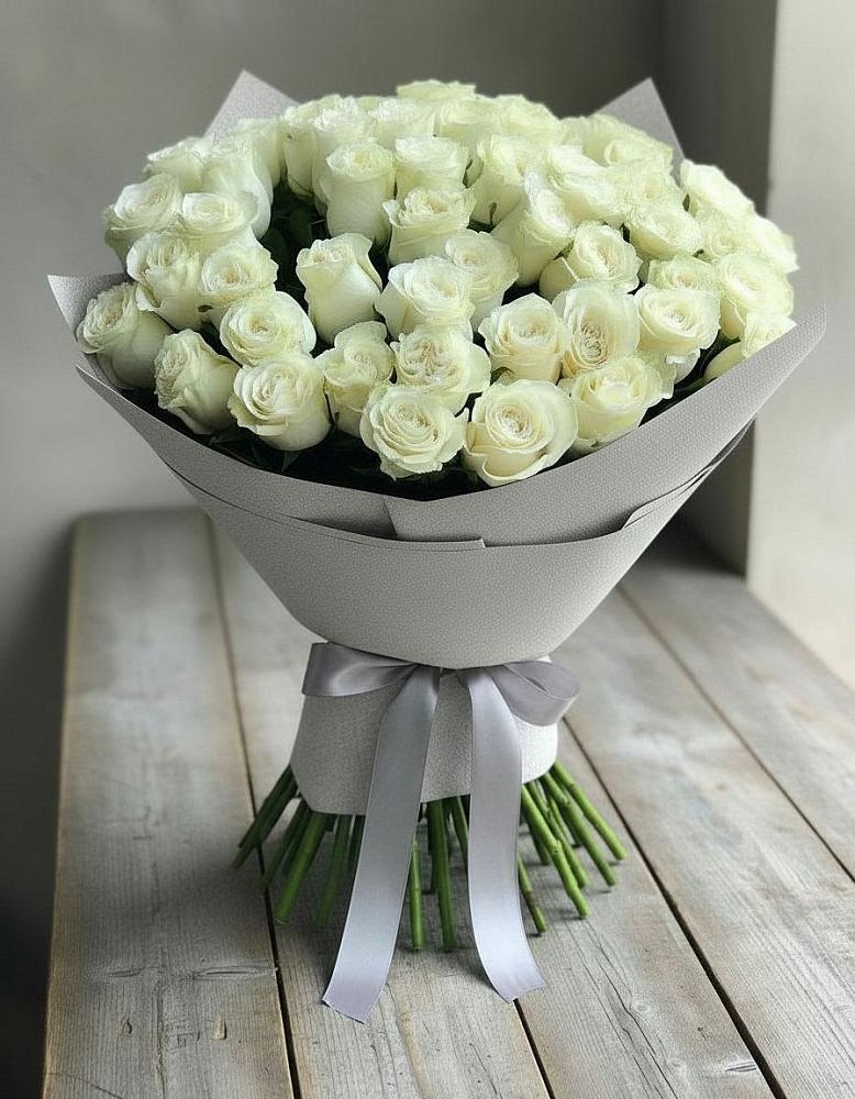 Букет 35 Белых роз в Луначарском