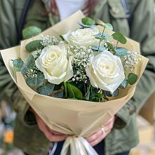 Букет цветов из:  Розы в Луначарском