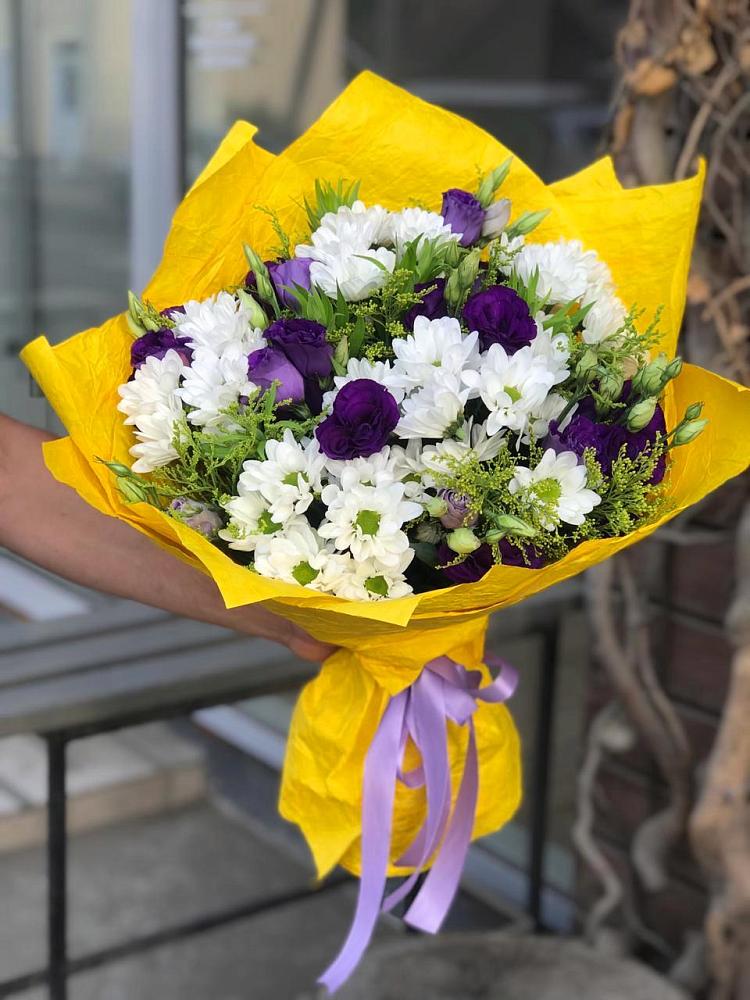 Букет цветов из: Ирисы, Хризантемы и Ромашки в Луначарском