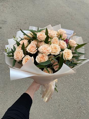 Букет Кремовые розы Латте в Луначарском