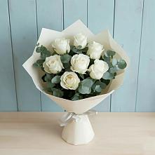 Букет Белые розы в Эвкалипте в Луначарском