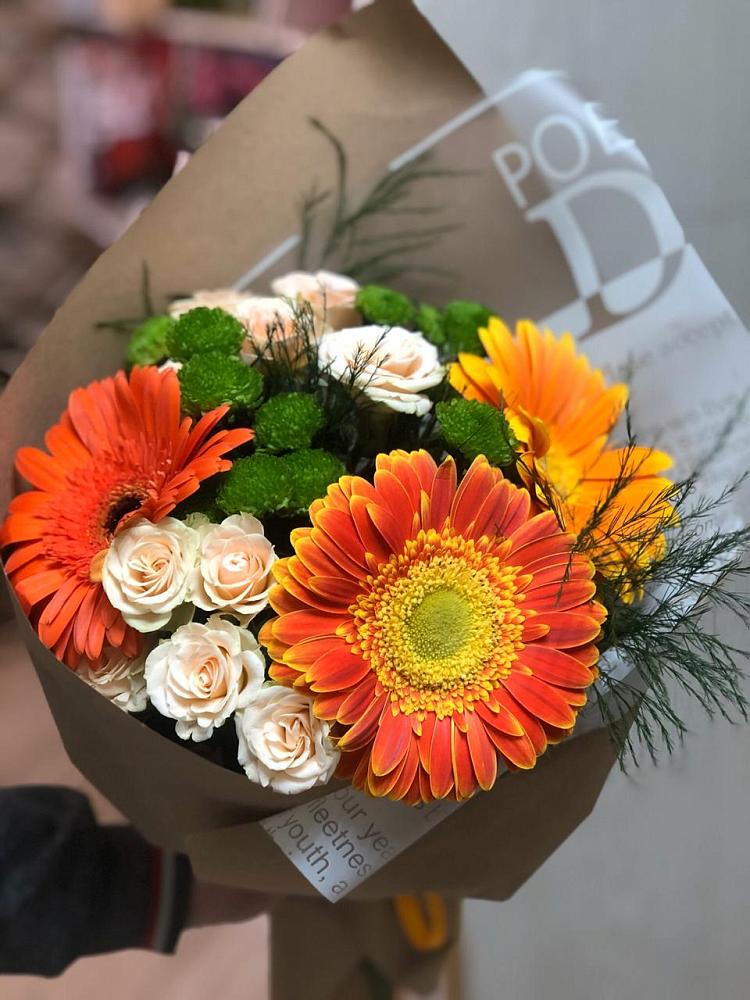 Букет цветов из: Герберы, Хризантемы и Розы в Луначарском