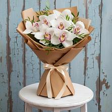 Букет цветов из:  Орхидеи и Розы в Луначарском